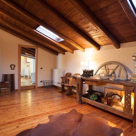 B&B Relais Al Borgo Сомма-Ломбардо Экстерьер фото